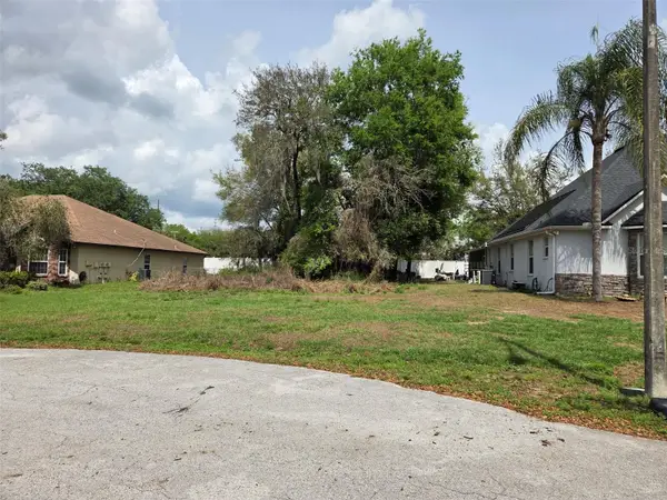 Kelly Lynn Court, ZEPHYRHILLS, FL 33541