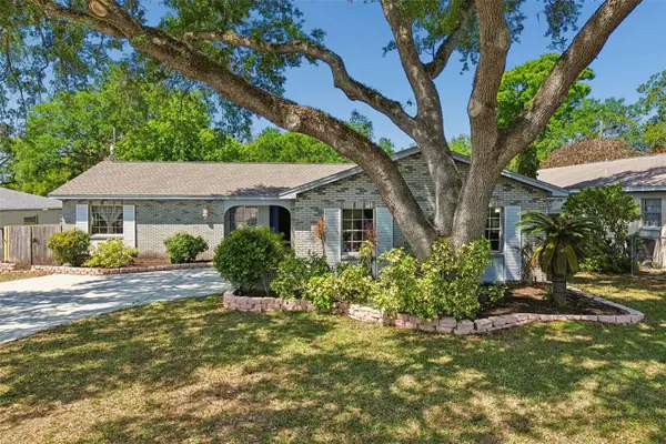 2210 Ladywood Court, BRANDON, FL 33511