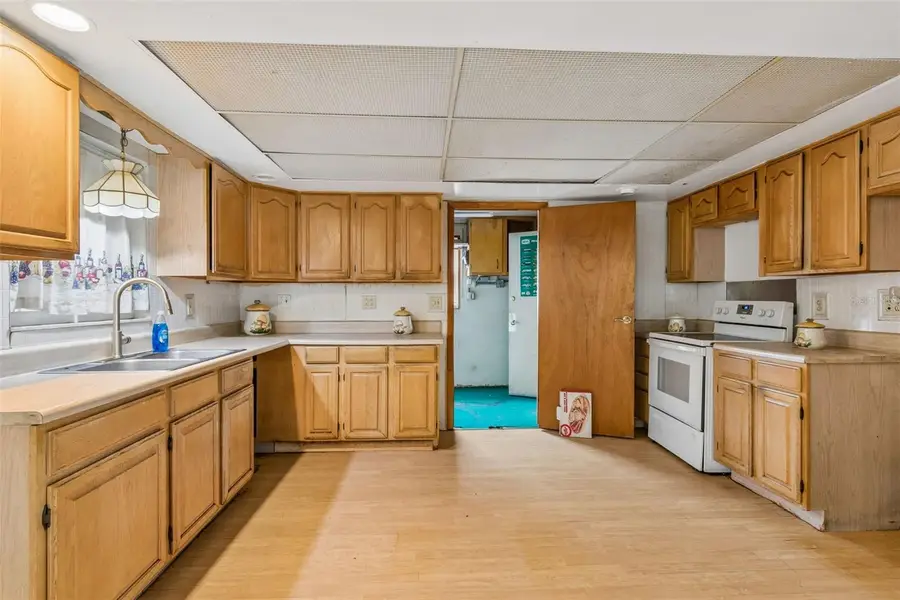 5097 88th Avenue N, Pinellas Park, FL 33782 - #3