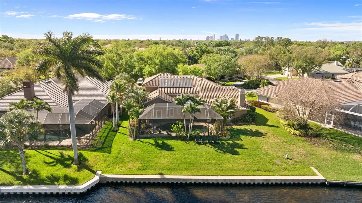 4731 Coconut Palm Circle Ne, Saint Petersburg, FL 33703 - #1