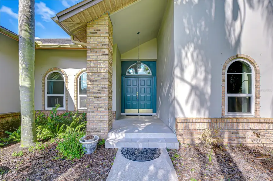 3006 Drakes Landing Court, Valrico, FL 33596 - #2