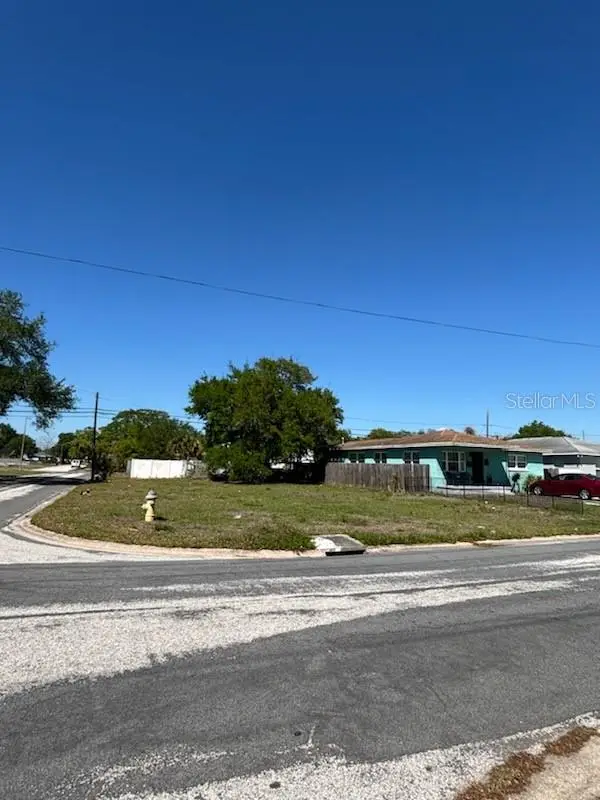 2869 Emerson Avenue S, ST PETERSBURG, FL 33712