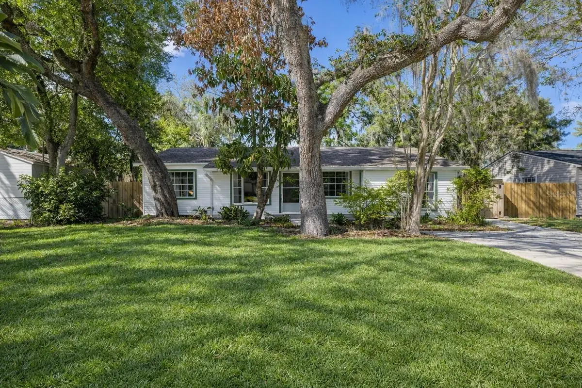 815 W Lowry Lane, Tampa, FL 33604 - #1