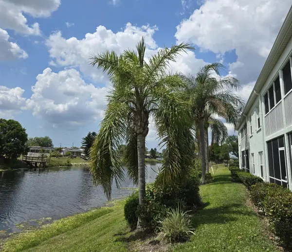 5725 Greenwood Avenue #5201, NORTH PORT, FL 34287