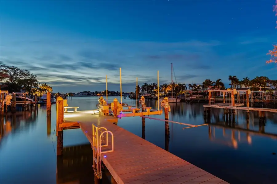 10127 Paradise Boulevard, Treasure Island, FL 33706 - #3