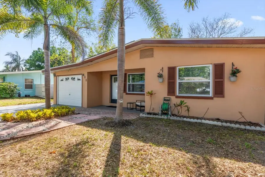 611 11th Street Nw, Largo, FL 33770 - #2