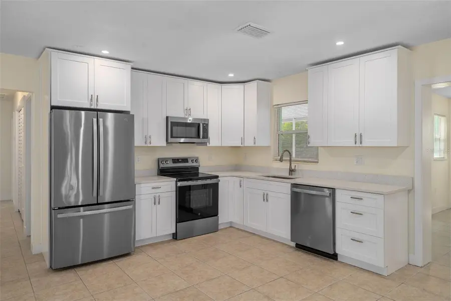 4808 W Euclid Avenue, Tampa, FL 33629 - #3