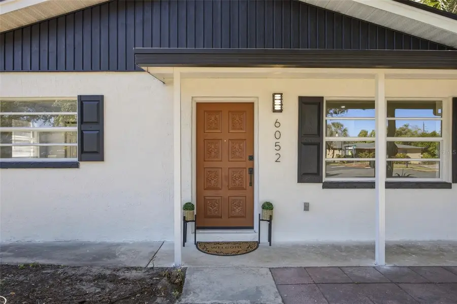 6052 Central Avenue, New Port Richey, FL 34653 - #2