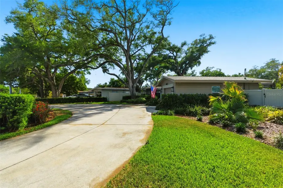 3120 Park Street N, Saint Petersburg, FL 33710 - #3