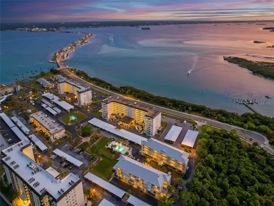 7 Island Park Place #204, Dunedin, FL 34698 - #3