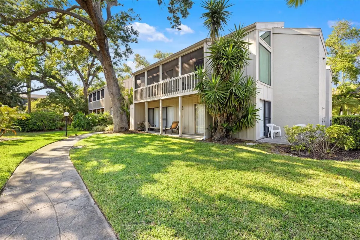 2200 Bahia Vista Street #B8, Sarasota, FL 34239 - #1