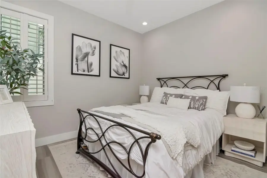 536 4th Avenue S #2, Saint Petersburg, FL 33701 - #3