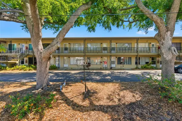 1257 Drew Street #14, CLEARWATER, FL 33755