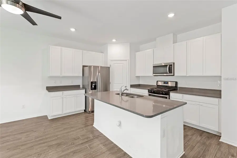 5435 Los Robles Court, Palmetto, FL 34221 - #2