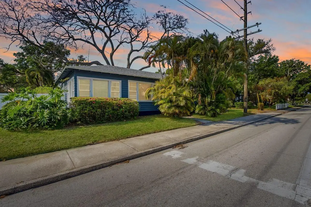 1200 22nd Avenue N, Saint Petersburg, FL 33704 - #1