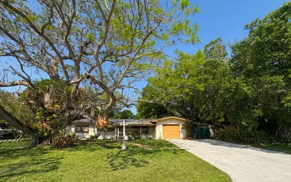 1799 Lake Circle, FORT PIERCE, FL 34945