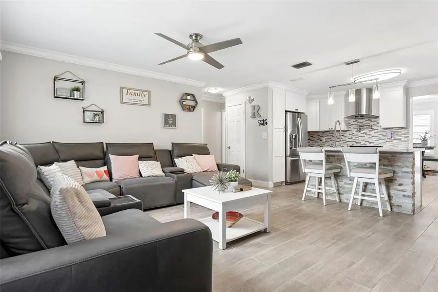 5780 86th Avenue N, Pinellas Park, FL 33782 - #3