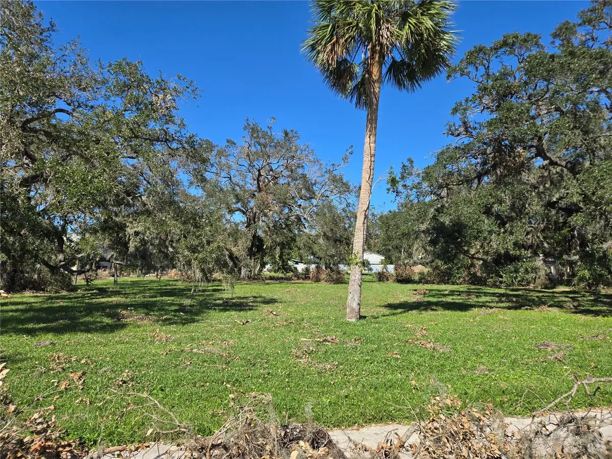 1800 N Tamiami Trail, Sarasota, FL 34234 - #1