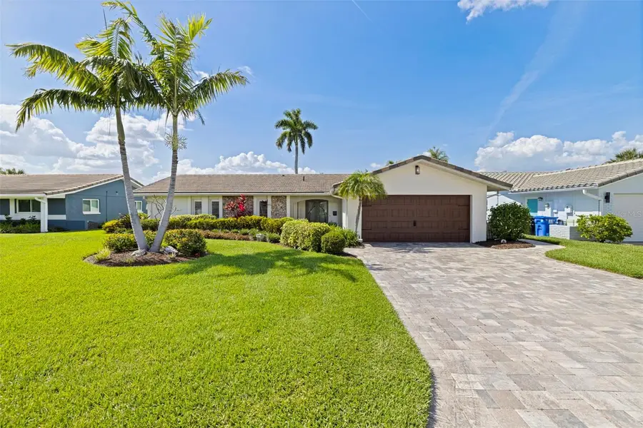 1971 Massachusetts Avenue Ne, Saint Petersburg, FL 33703 - #2