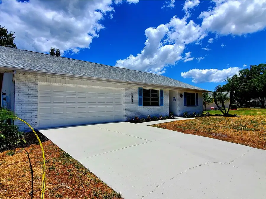 1637 Caledonia Drive, Palm Harbor, FL 34684 - #3