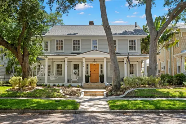 516 17th Avenue Ne, ST PETERSBURG, FL 33704