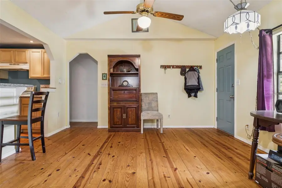 8006 N Temple Place, Tampa, FL 33617 - #2