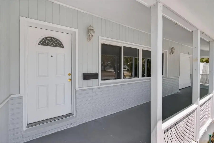 7919 Causeway Boulevard S, Saint Petersburg, FL 33707 - #2