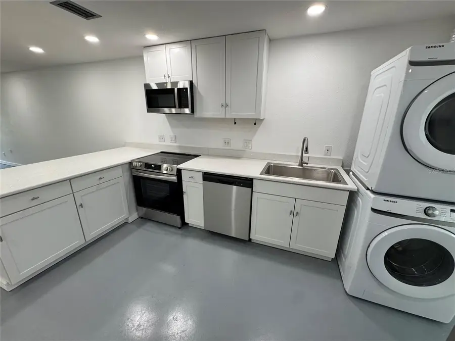 5720 13th Avenue N #106B, Saint Petersburg, FL 33710 - #2