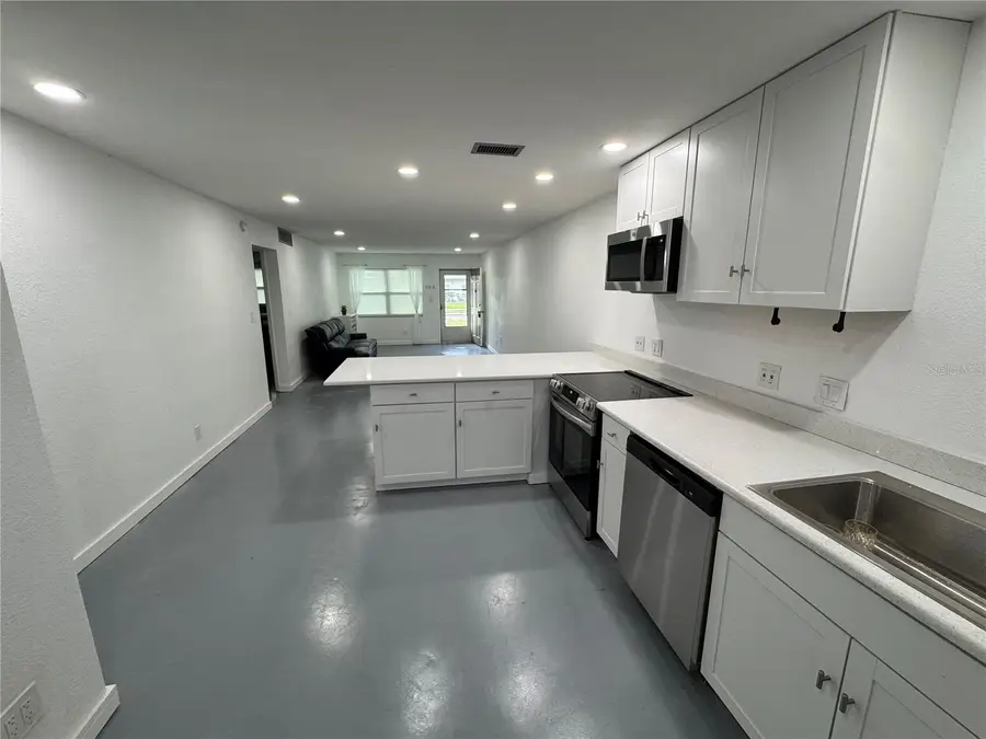 5720 13th Avenue N #106B, Saint Petersburg, FL 33710 - #3