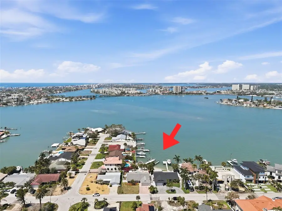 711 64th Avenue, Saint Pete Beach, FL 33706 - #3