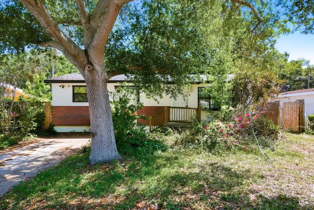 985 Cedarwood Avenue, Dunedin, FL 34698 - #1