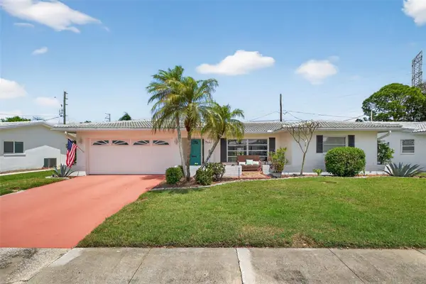 9697 41st Street N, PINELLAS PARK, FL 33782