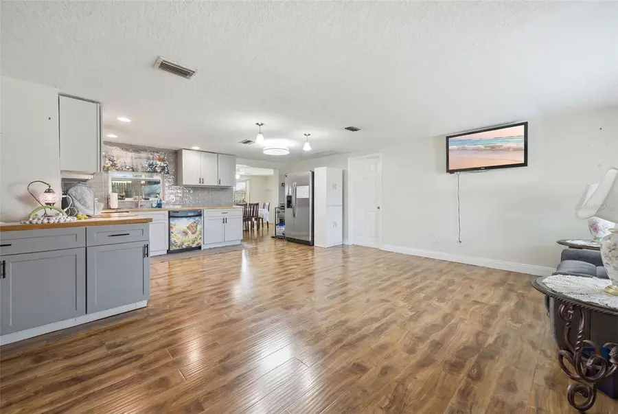 5347 Flora Avenue, Holiday, FL 34690 - #3