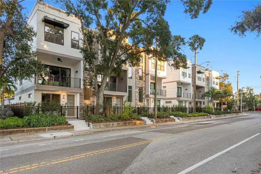 40 64th Street S #1, Saint Petersburg, FL 33707 - #2