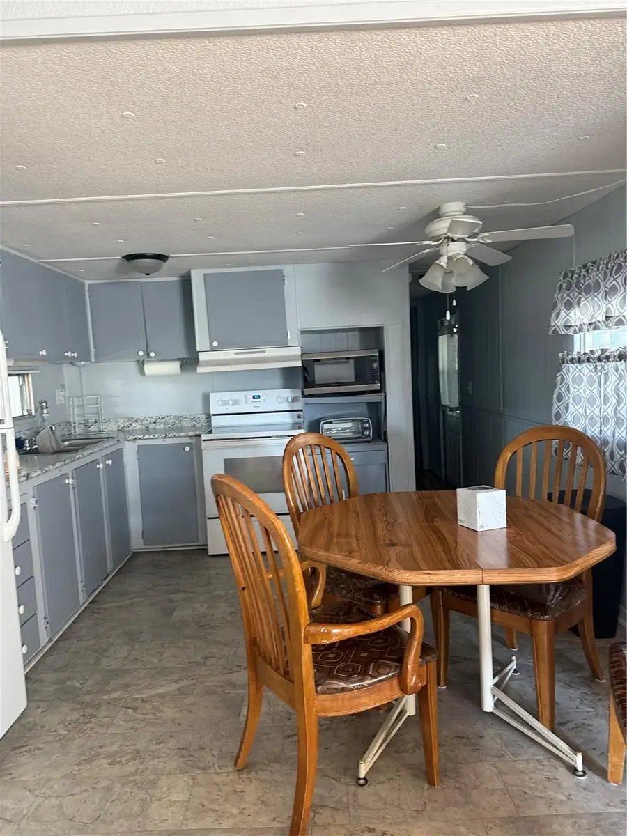 6343 Ohio Street, Zephyrhills, FL 33542 - #2