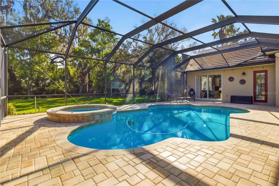 15108 Kestrelglen Way, Lithia, FL 33547 - #2