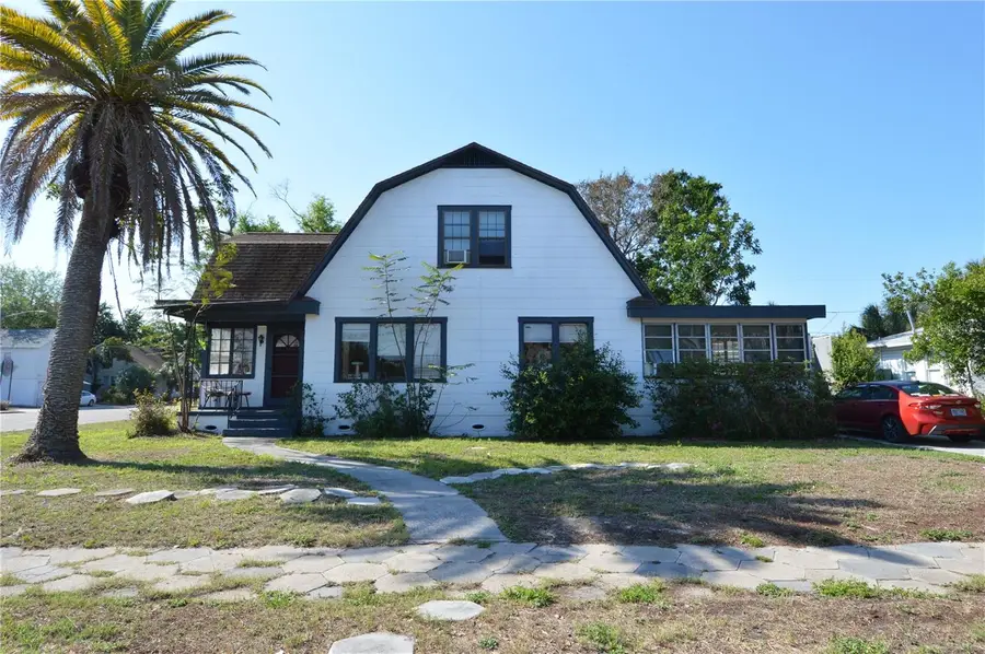 2800 Dartmouth Avenue N, Saint Petersburg, FL 33713 - #2