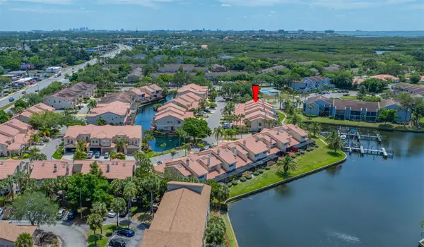 10416 Saint Tropez Place, TAMPA, FL 33615