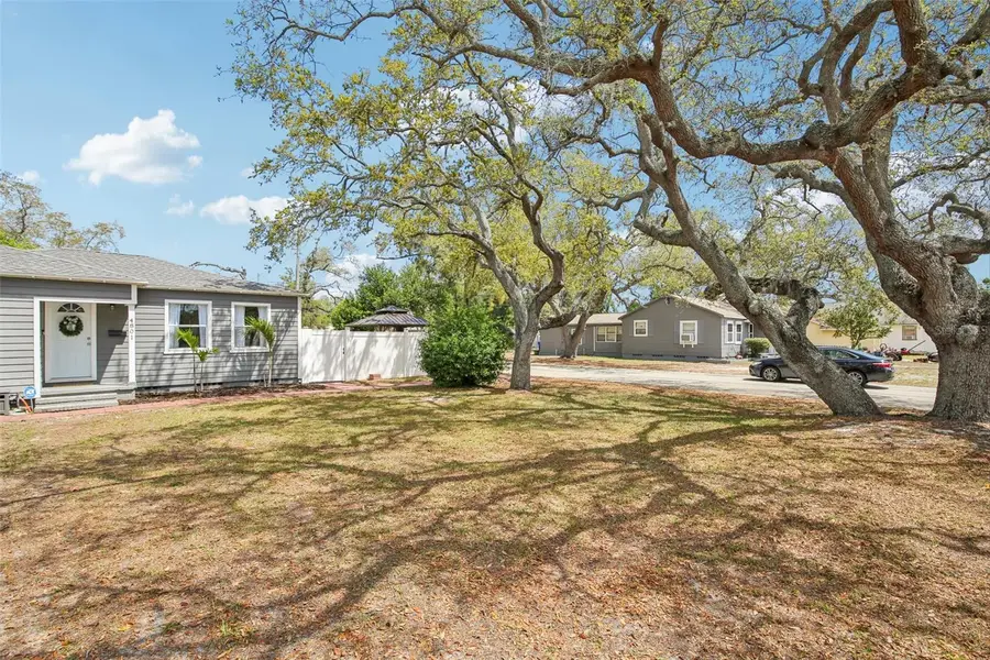 4801 Emerson Avenue S, Saint Petersburg, FL 33711 - #3