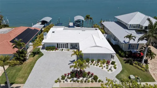 631 Harbor Island, CLEARWATER BEACH, FL 33767