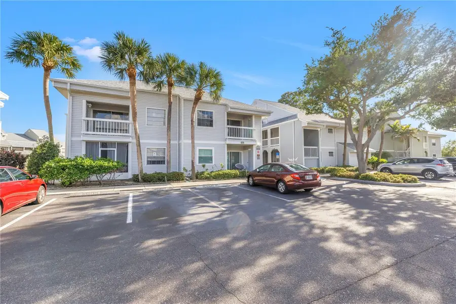 6939 Stones Throw Circle N #6206, Saint Petersburg, FL 33710 - #2