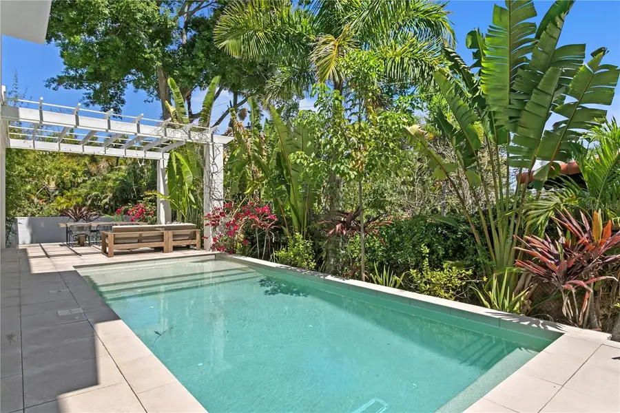 325 22nd Avenue Ne, Saint Petersburg, FL 33704 - #2