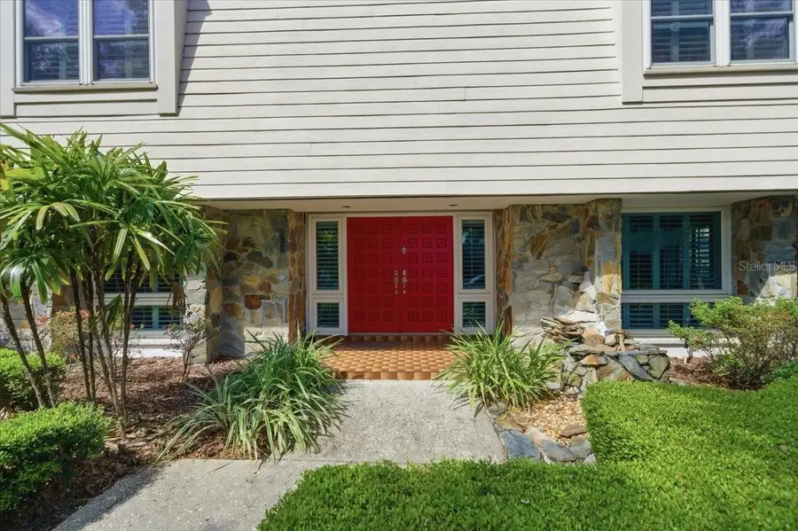 13305 Golf Crest Circle, Tampa, FL 33618 - #3