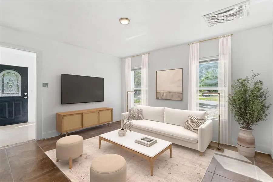 1104 E Alsobrook Street, Plant City, FL 33563 - #3