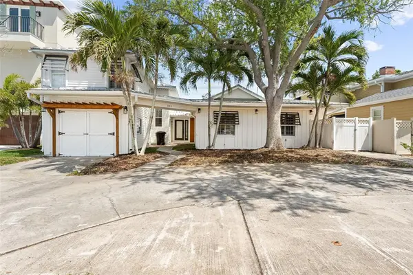 845 Bay Esplanade, CLEARWATER BEACH, FL 33767