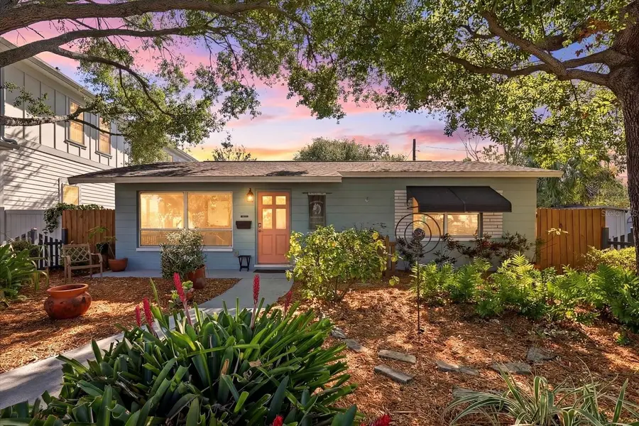 3021 10th Street N, Saint Petersburg, FL 33704 - #3