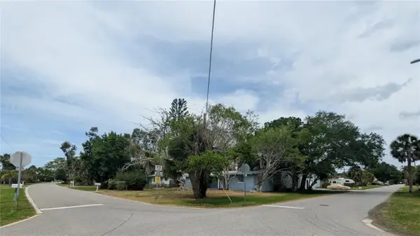 7001 & 7011 Hibiscus Avenue S, SOUTH PASADENA, FL 33707