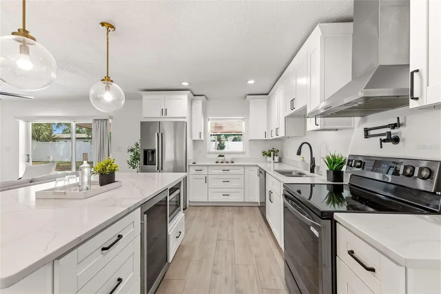 4610 S Shamrock Road, Tampa, FL 33611 - #3