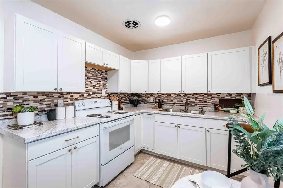 2542 W Hiawatha Street, Tampa, FL 33614 - #2