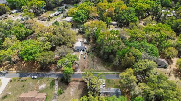 Oak St, WILDWOOD, FL 34785